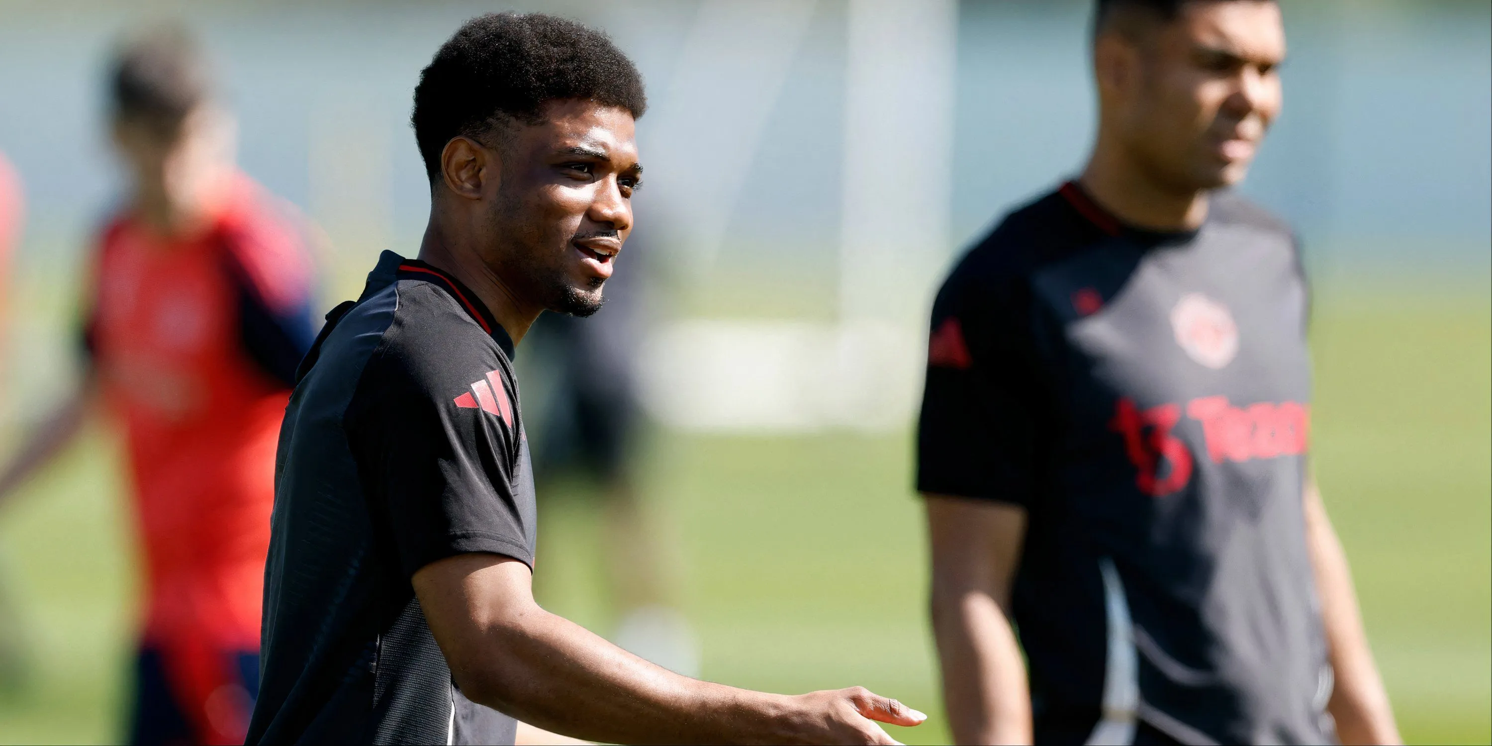 Amad Diallo thi đấu tại Premier League cho Man Utd trong một trận đấu