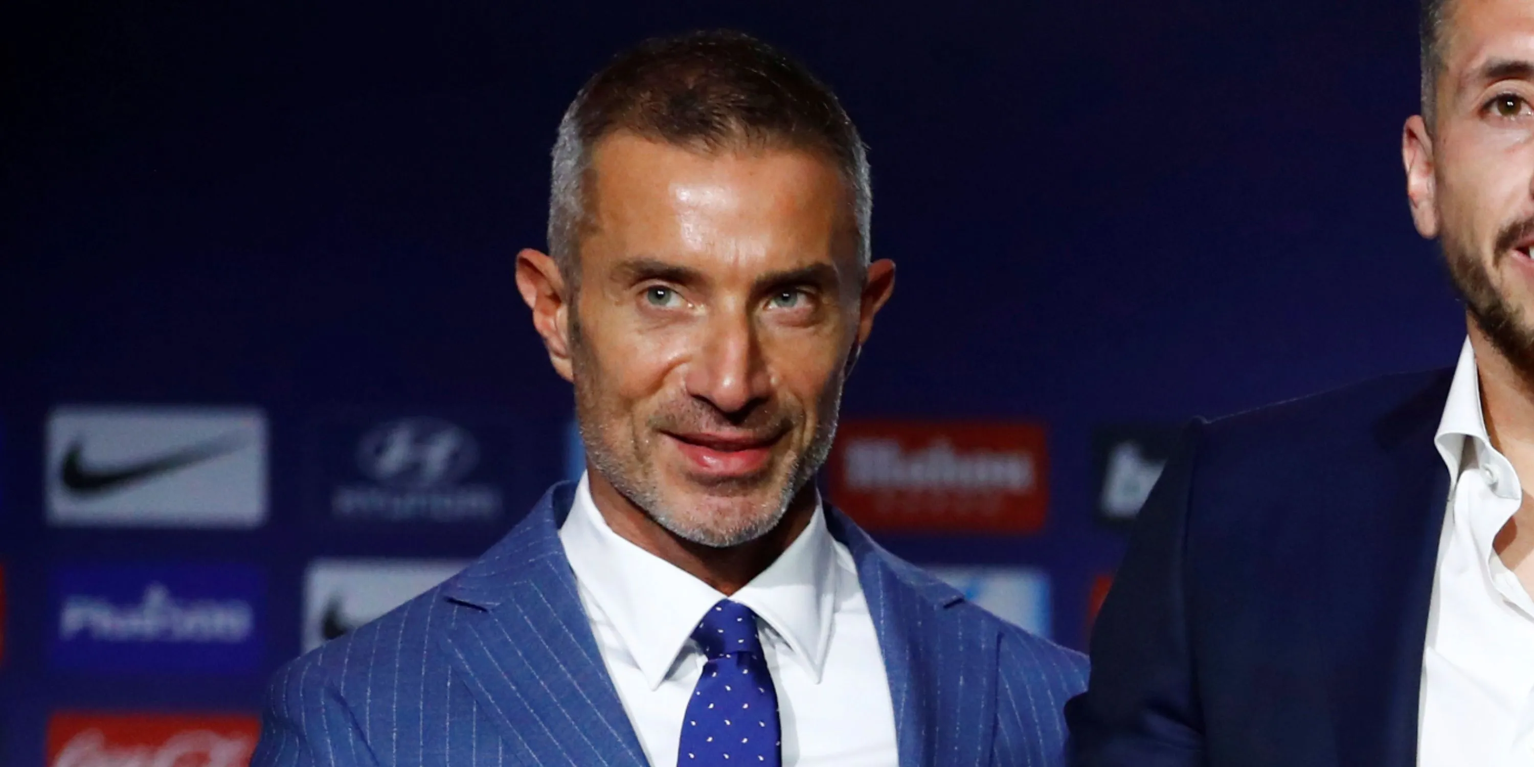 Andrea Berta, Giám đốc thể thao mới của Arsenal, đang thảo luận chiến lược chuyển nhượng cho CLB