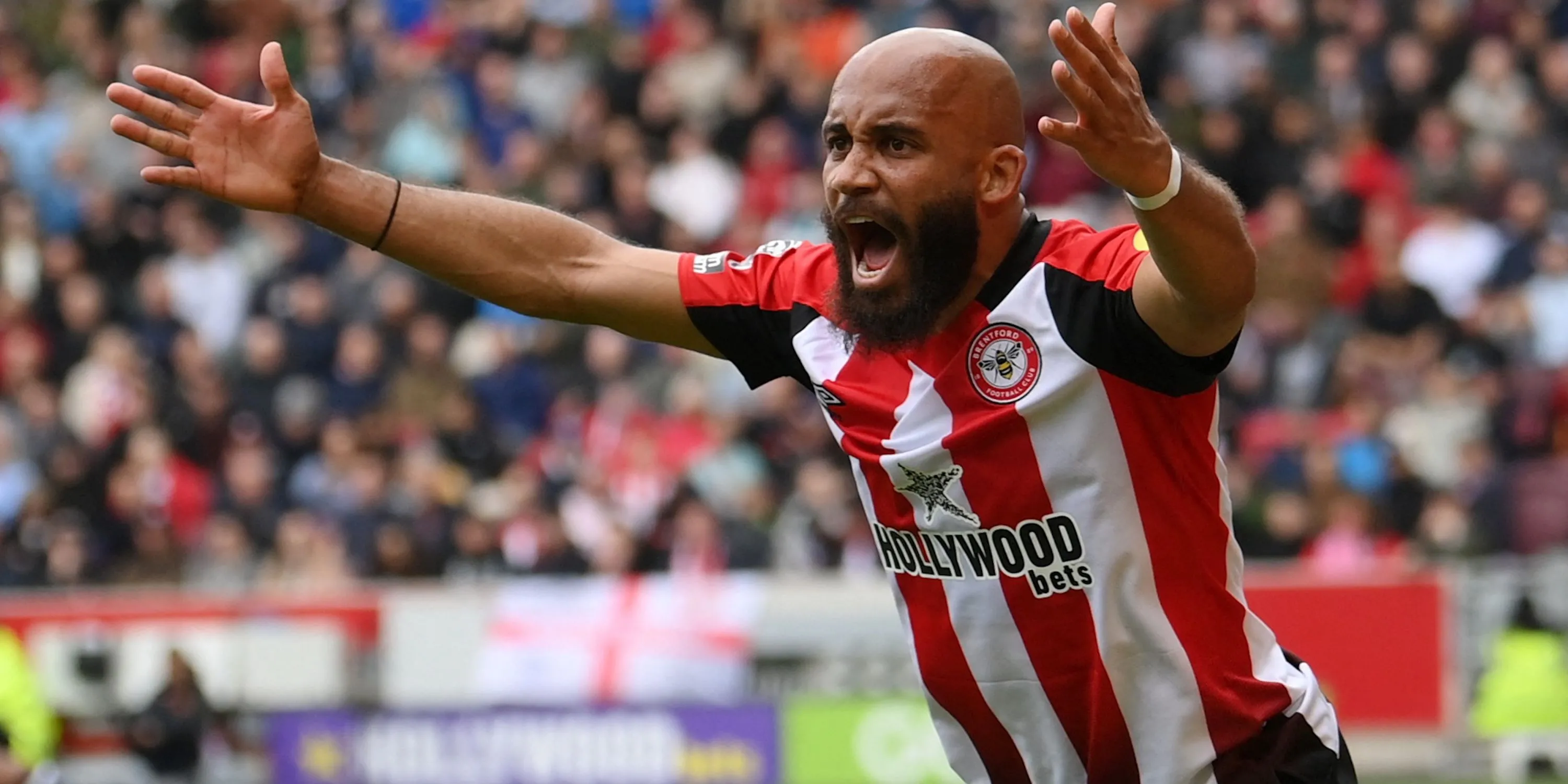 Bryan Mbeumo của Brentford phản ứng trong một trận đấu