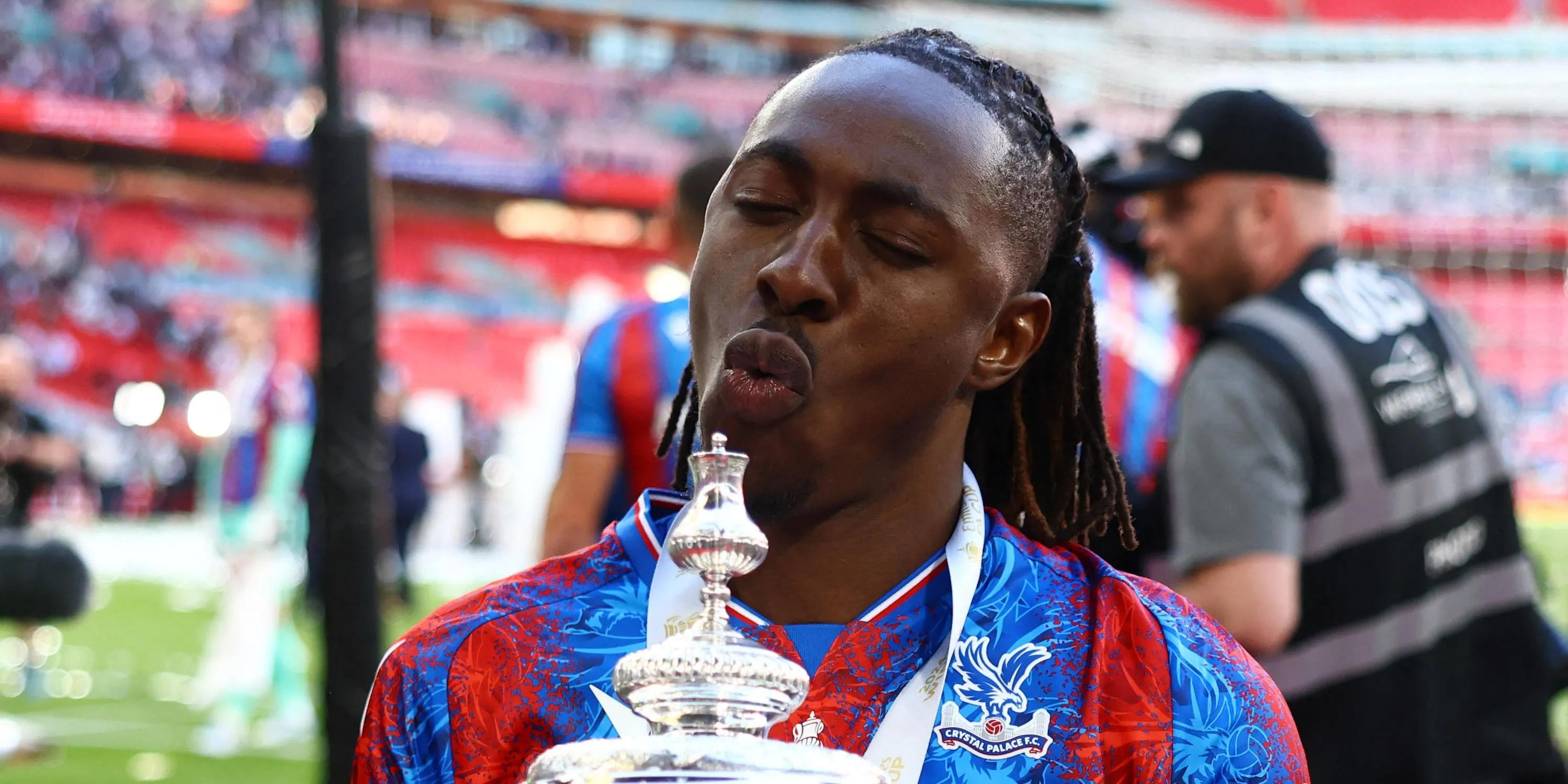 Eberechi Eze của Crystal Palace ăn mừng, mục tiêu chuyển nhượng được liên kết với Arsenal