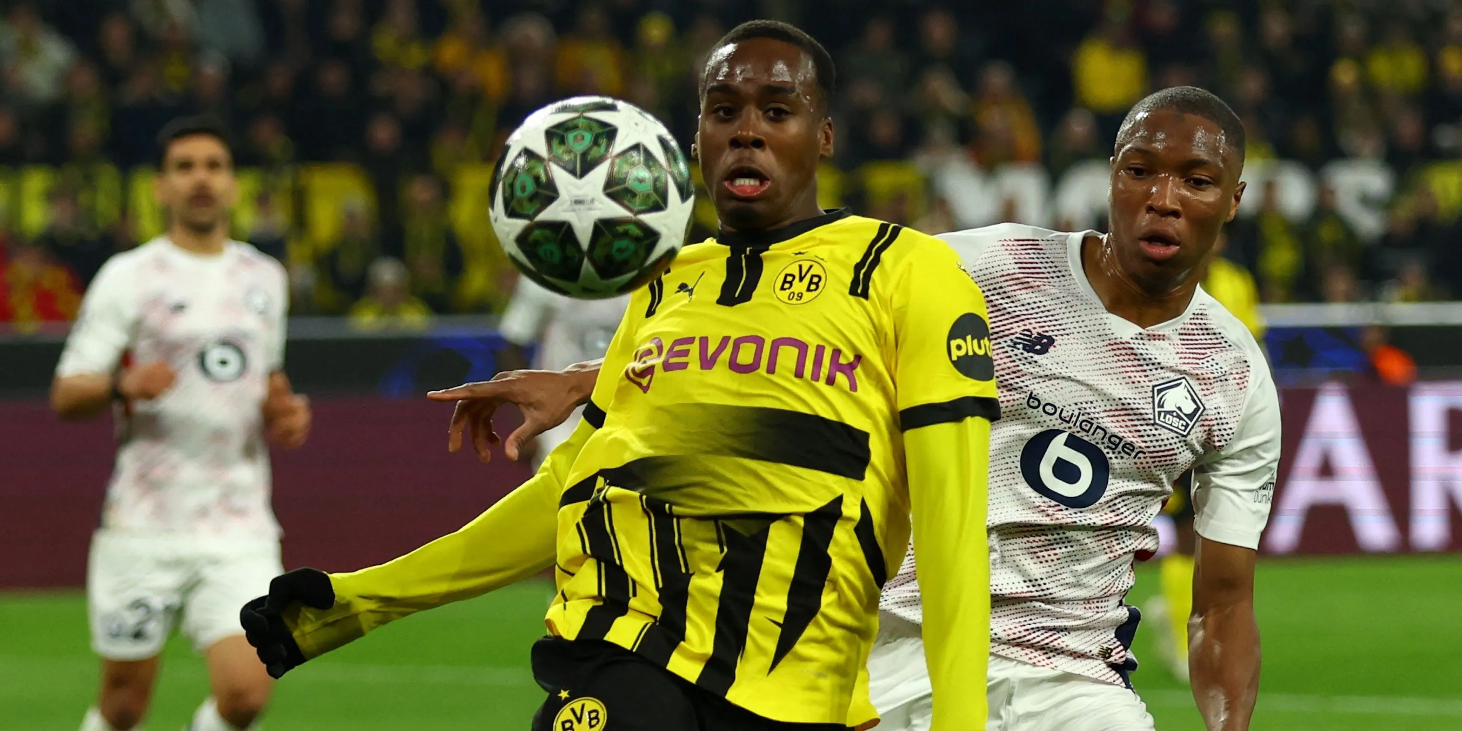 Jamie Bynoe-Gittens, tài năng trẻ Dortmund, đang lọt vào tầm ngắm Arsenal