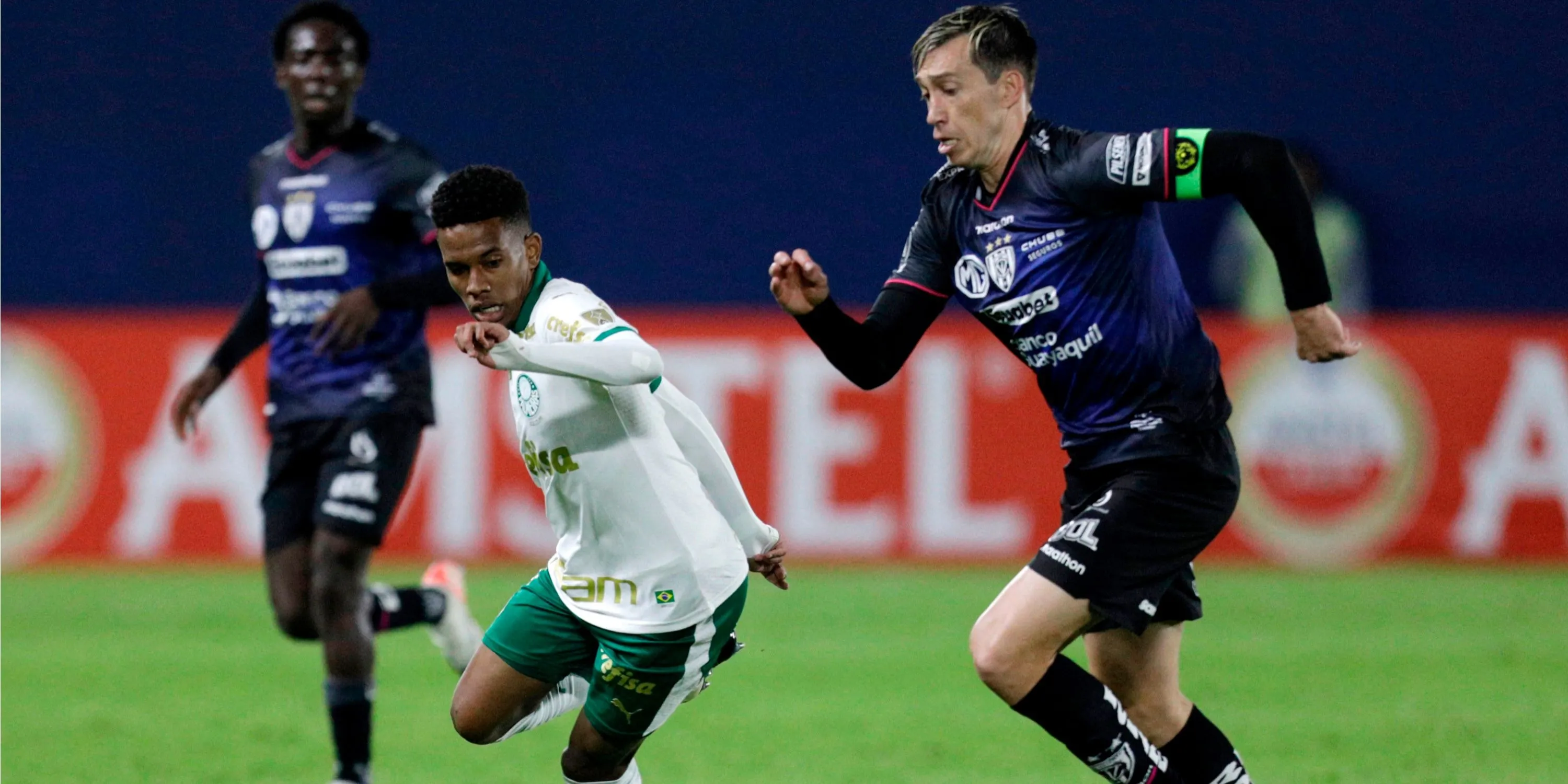 Tài năng trẻ Estêvão Willian của Palmeiras mục tiêu của Chelsea