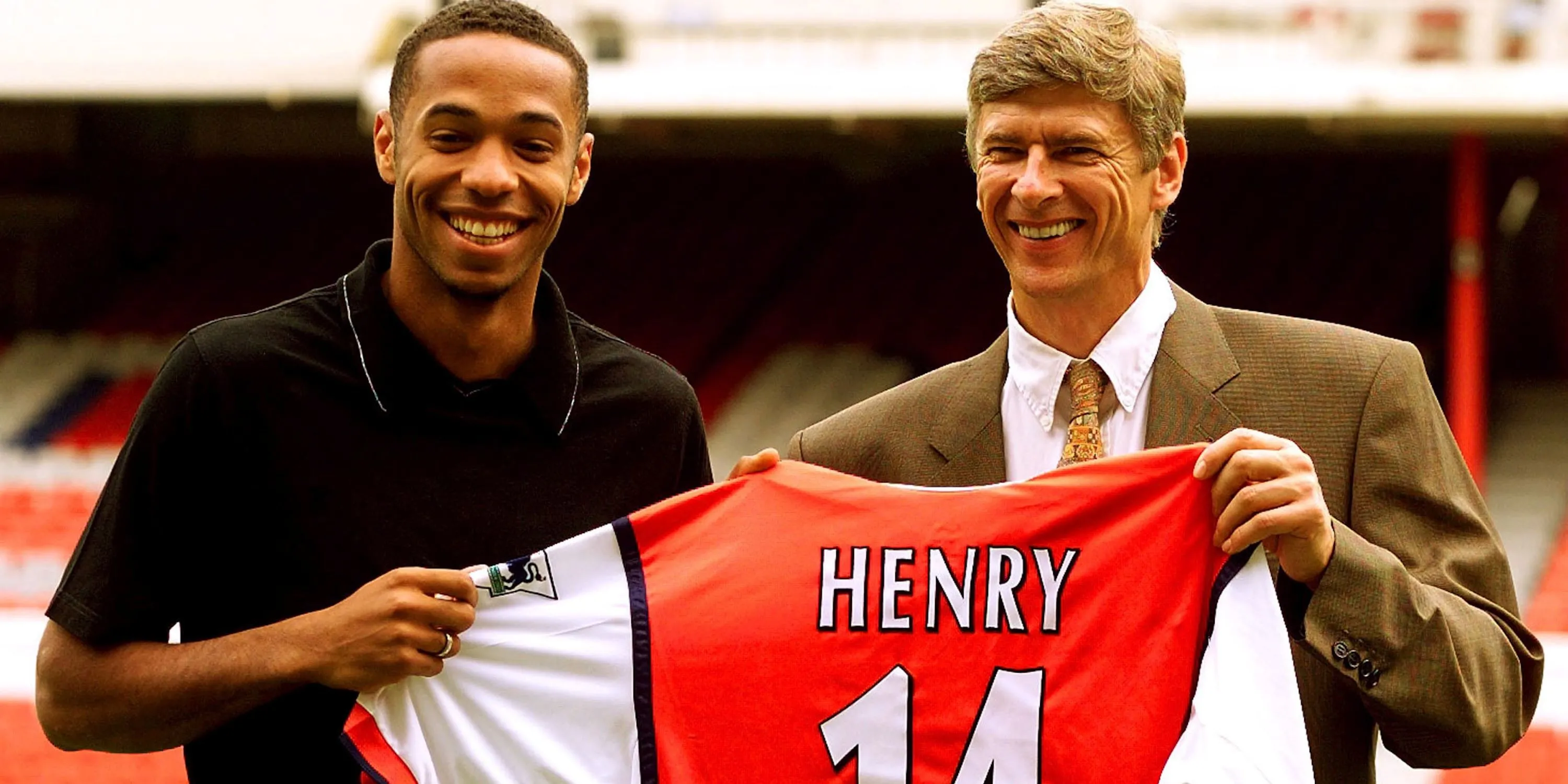Thierry Henry cùng huấn luyện viên Arsene Wenger tại Arsenal