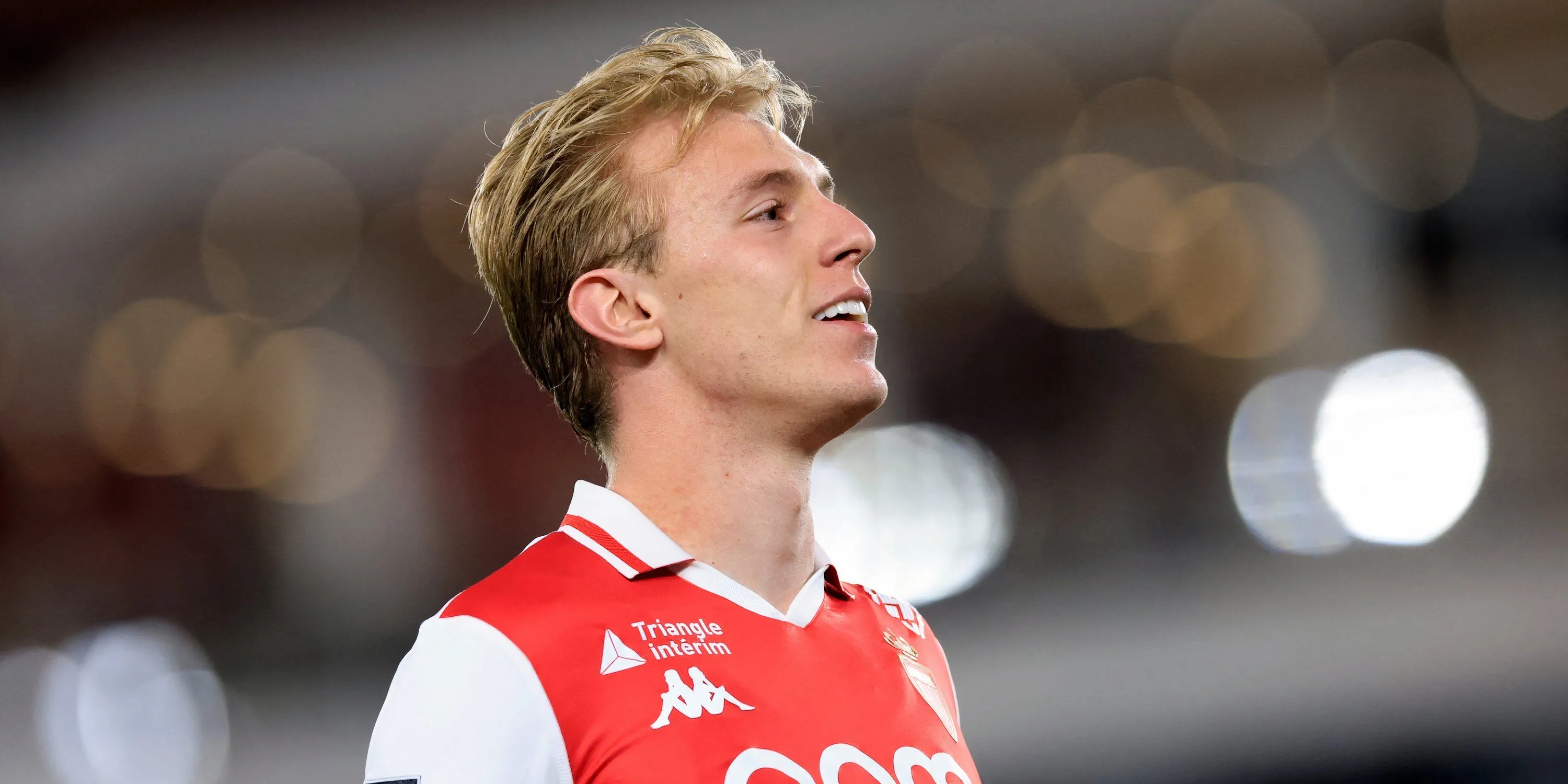 Tiền đạo trẻ Mika Biereth ăn mừng bàn thắng trong màu áo Monaco sau khi rời Arsenal