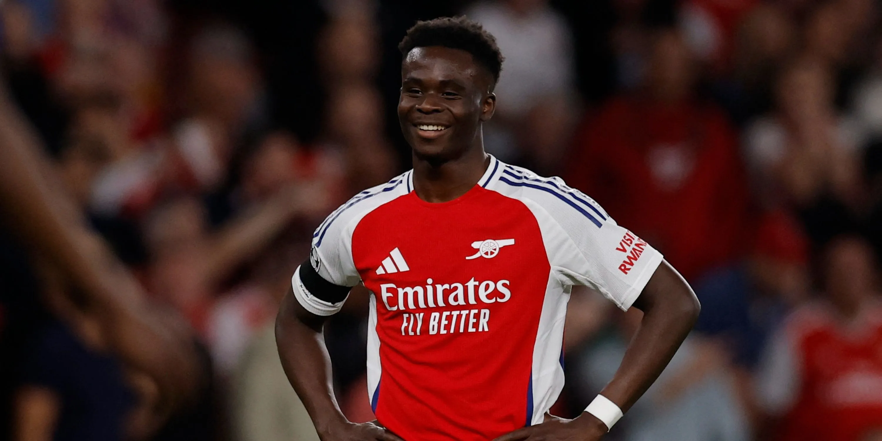 Bukayo Saka của Arsenal ăn mừng