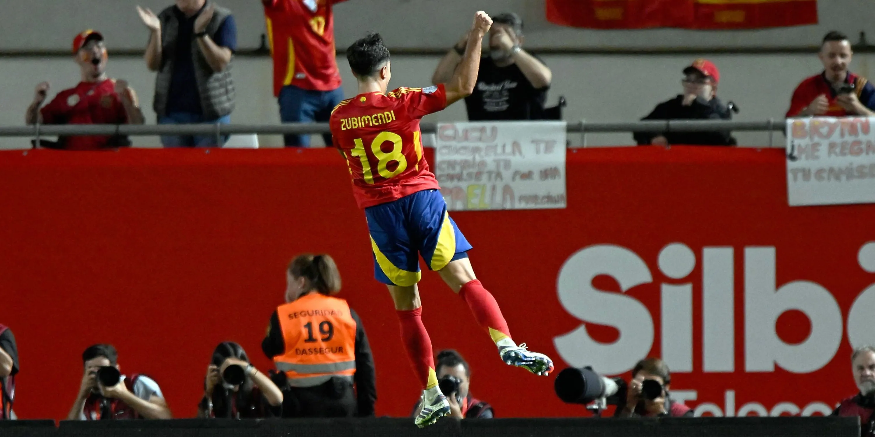martin-zubimendi-ky-hop-dong-arsenal-premier-league