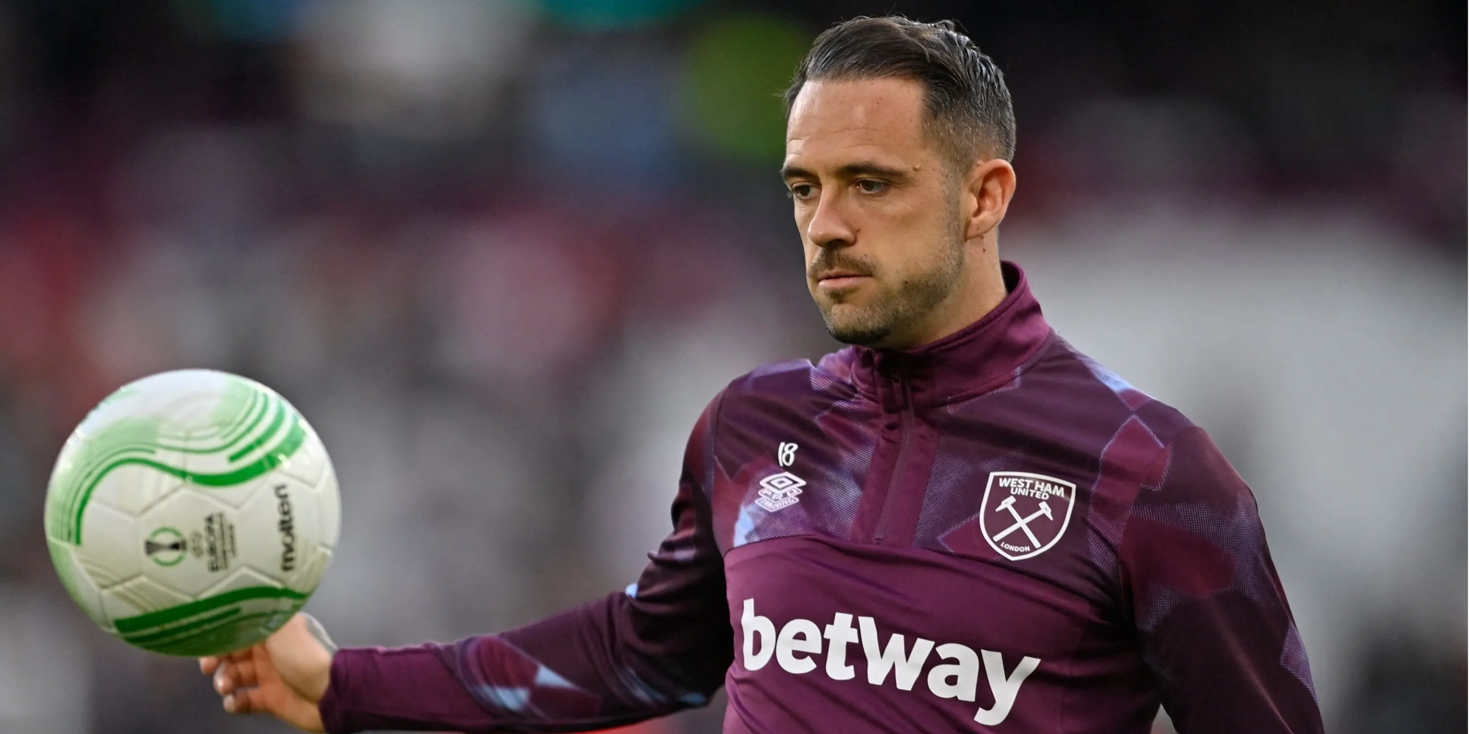 Danny Ings thi đấu cho West Ham tại Premier League
