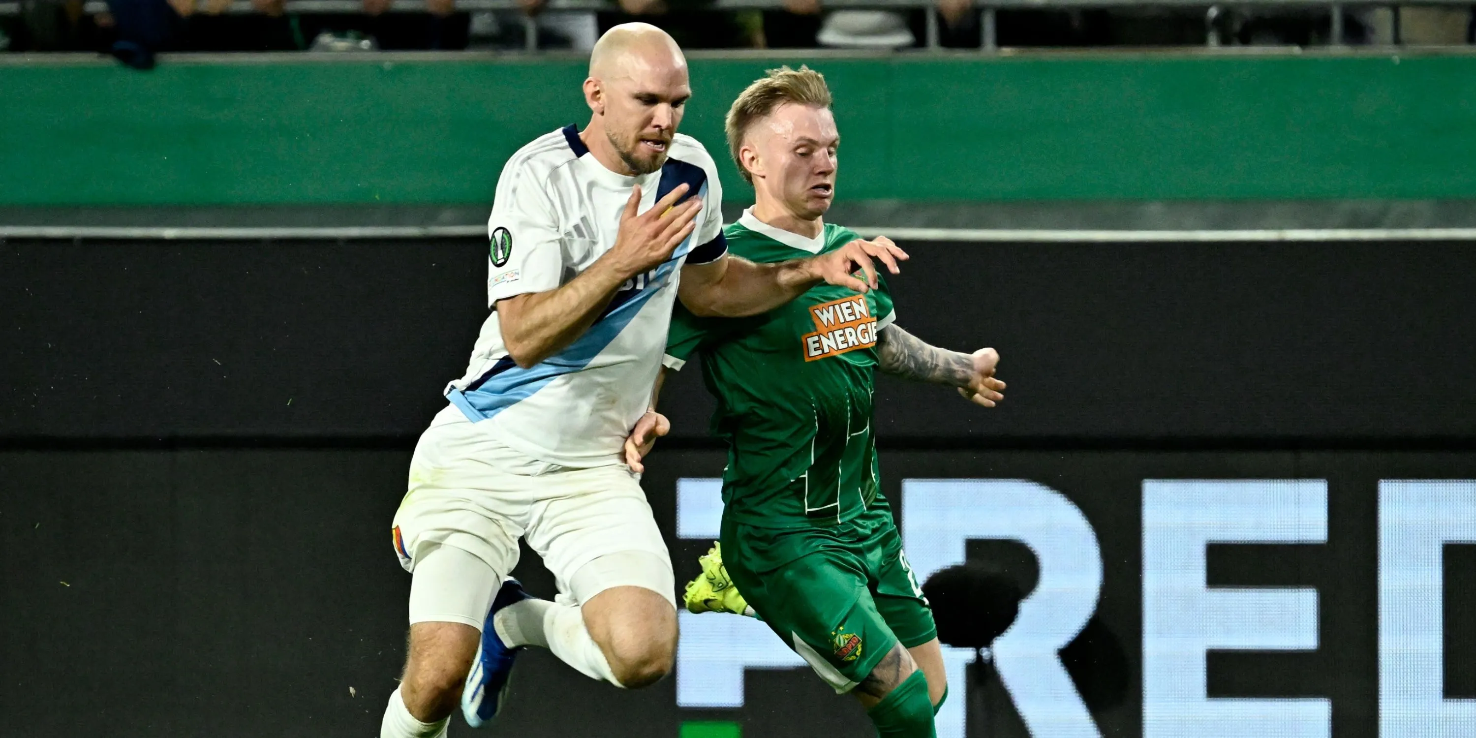 Isak Jansson, cầu thủ chạy cánh của Rapid Vienna, mục tiêu của Celtic