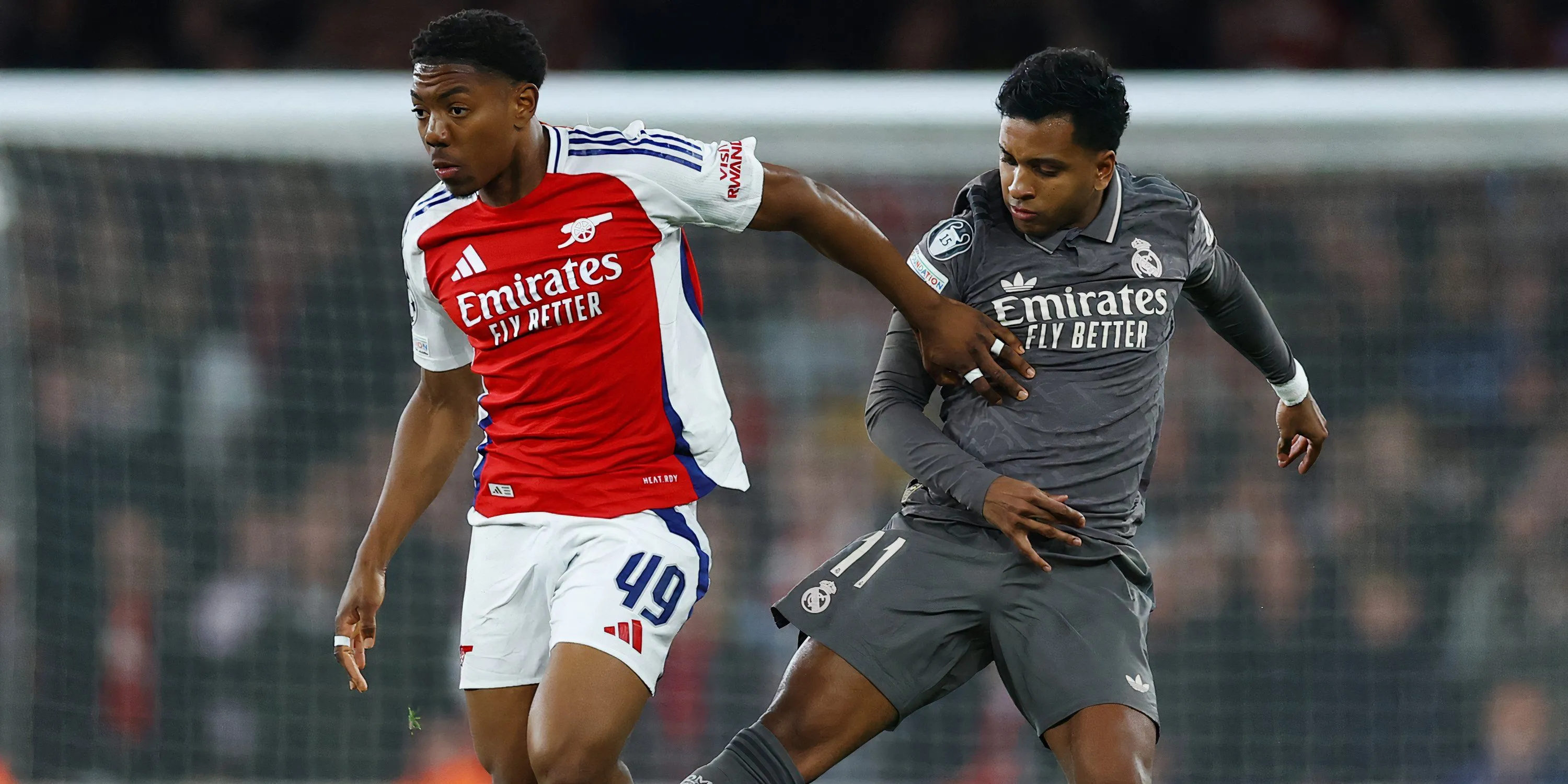 Rodrygo cùng đồng đội trên sân, biểu tượng cho sức mạnh tấn công tiềm năng của Arsenal