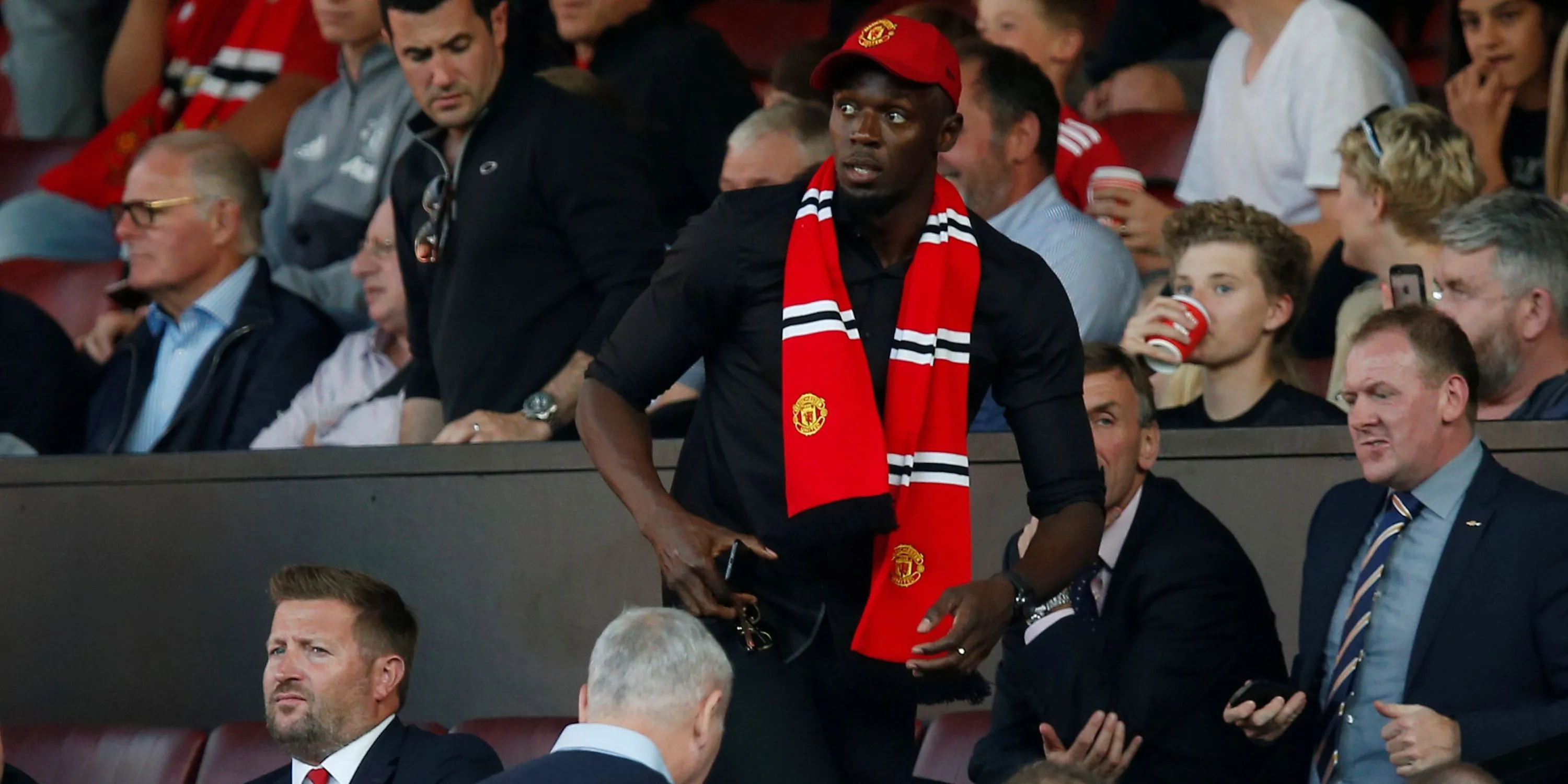 Usain Bolt - người đàn ông nhanh nhất hành tinh và fan cuồng Manchester United