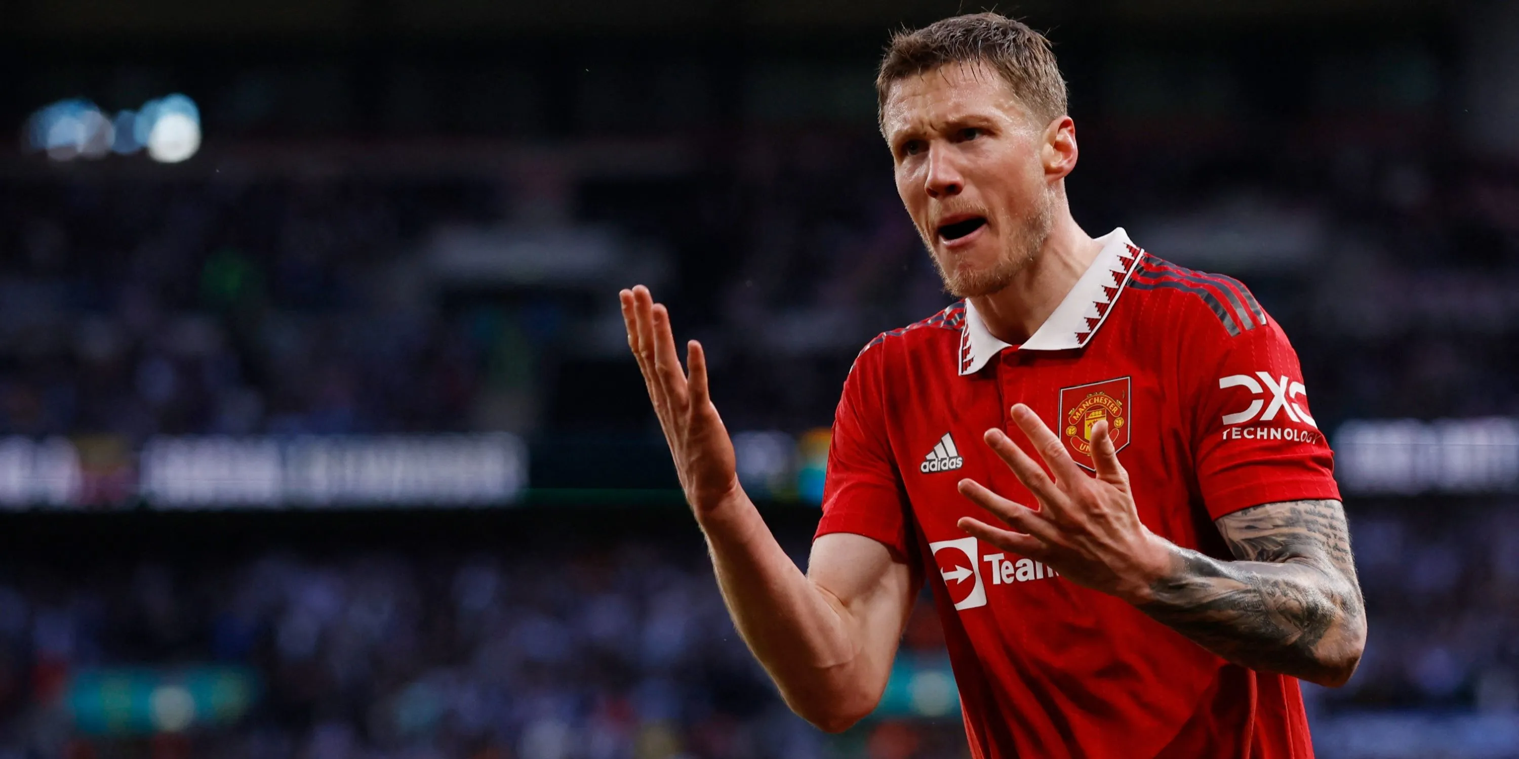 Wout Weghorst khi còn thi đấu cho Manchester United, bản hợp đồng cho mượn gây thất vọng