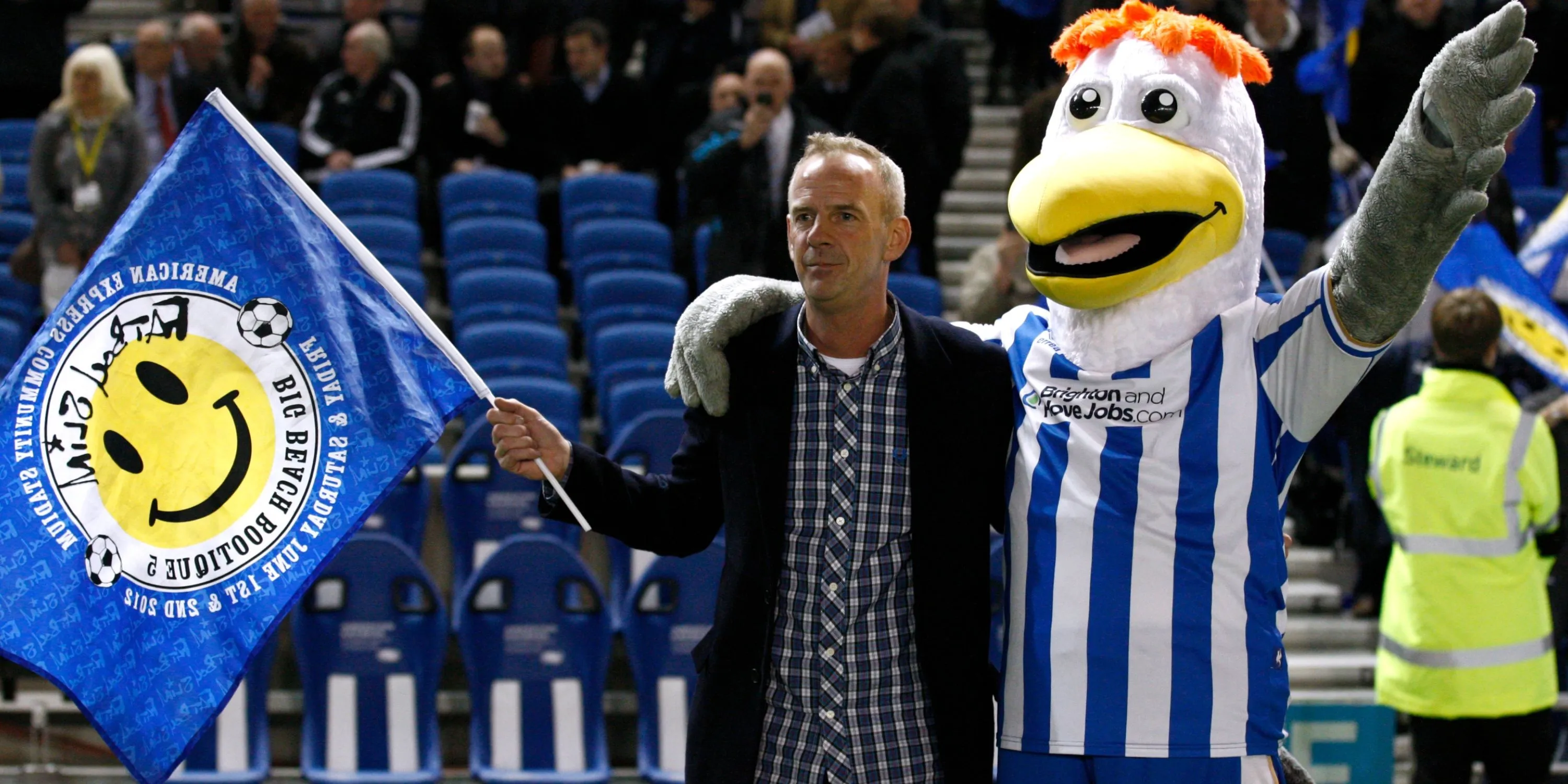 DJ Fatboy Slim biểu diễn tại sân vận động Amex của Brighton
