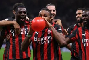 Christopher Nkunku ăn mừng ghi bàn cho AC Milan, ứng viên thay thế Leão nếu anh vắng mặt