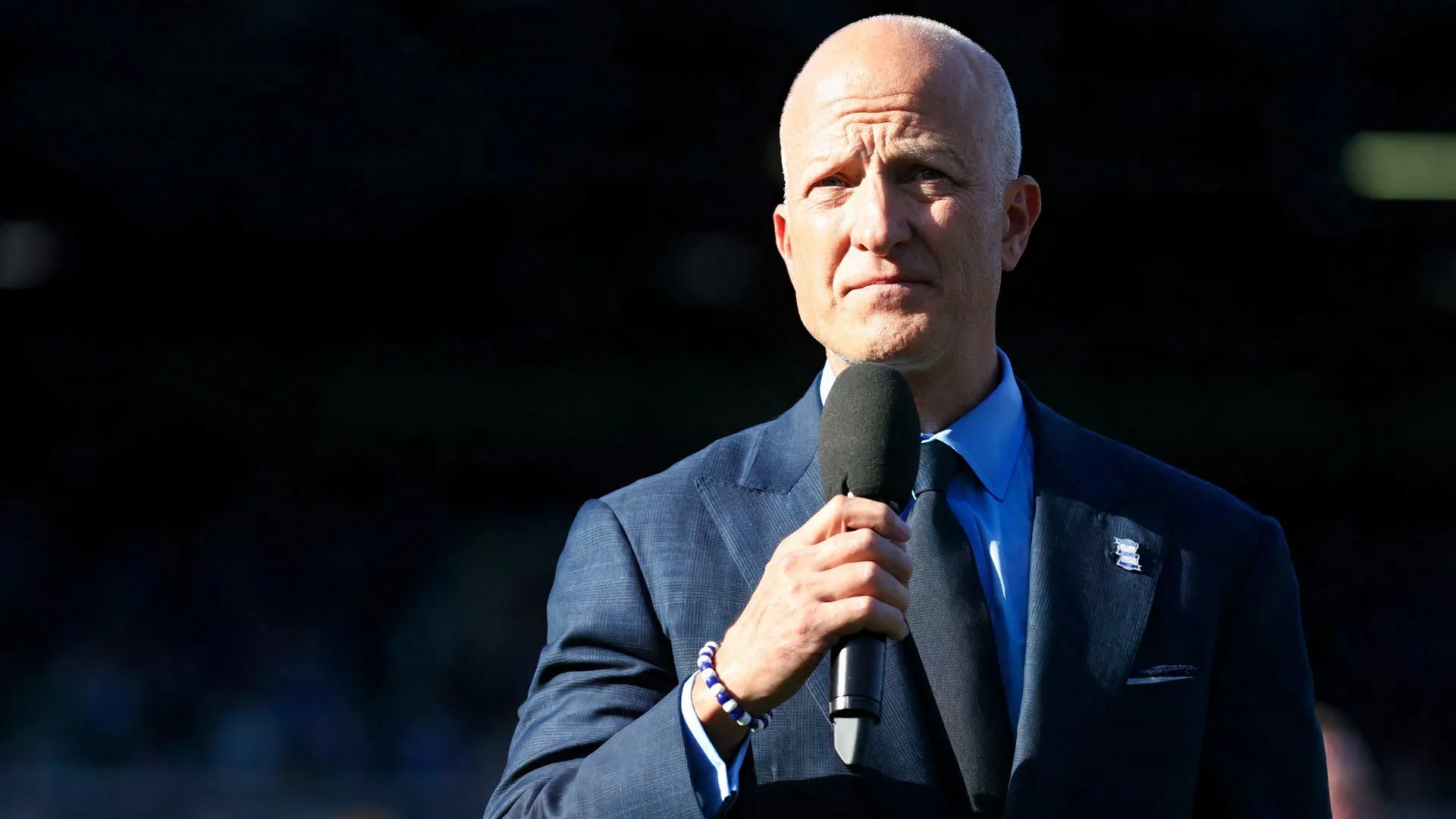 Chủ tịch Birmingham City Tom Wagner phát biểu trước báo chí