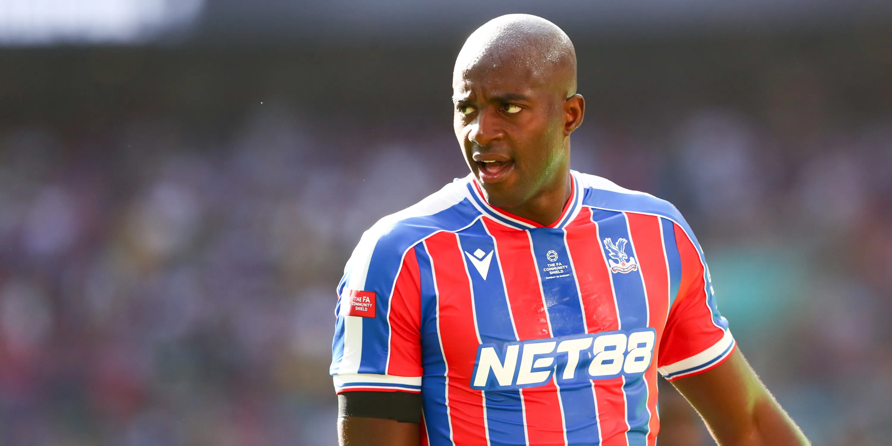 Jean-Philippe Mateta ăn mừng bàn thắng cho Crystal Palace, tiền đạo săn bàn đang phong độ cao