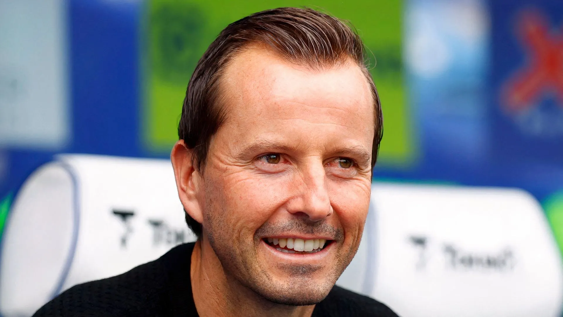 Julien Stephan chỉ đạo trên đường biên, QPR chuẩn bị cho trận gặp Ipswich