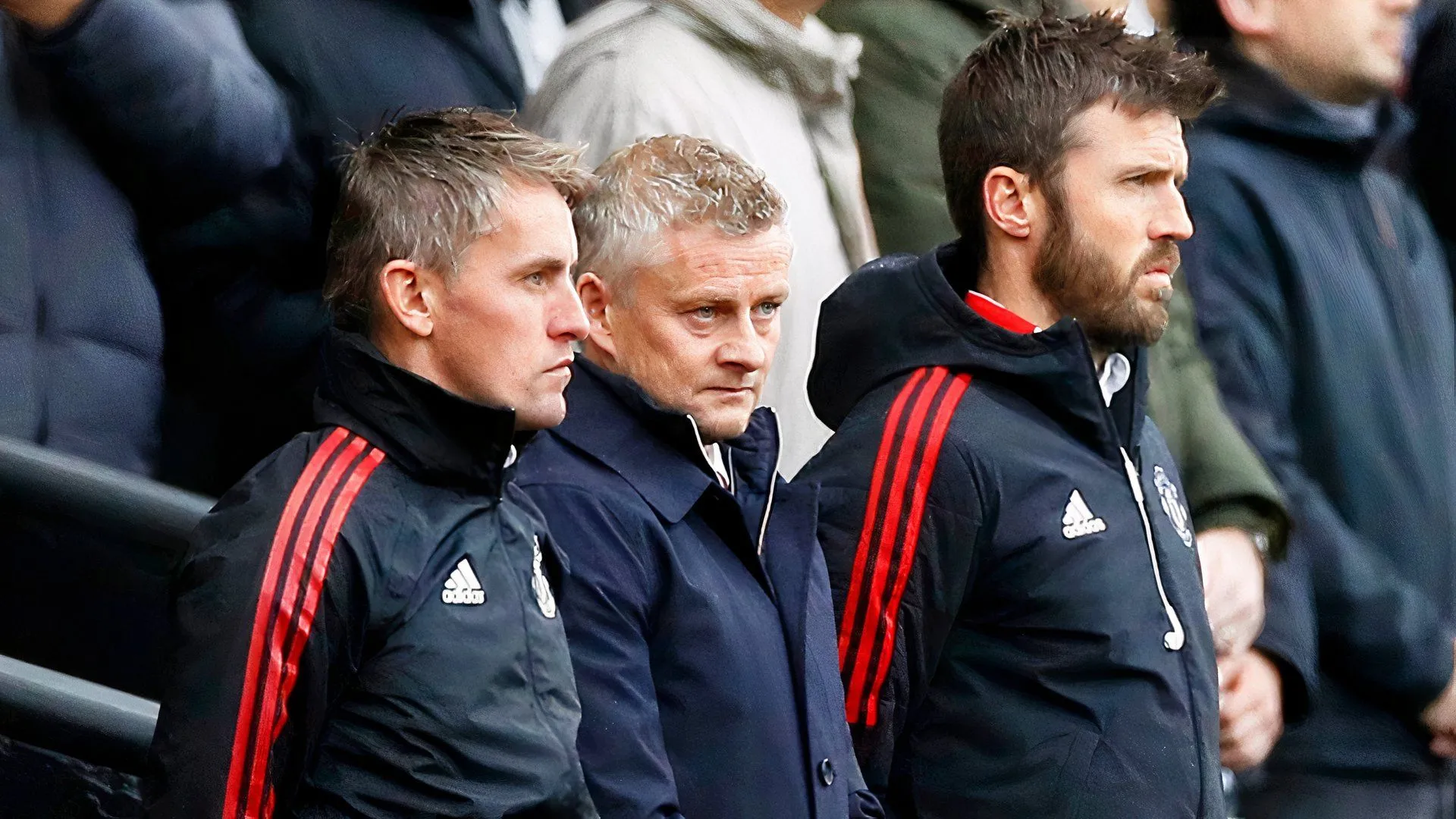 Kieran McKenna cùng Ole Gunnar Solskjær và Michael Carrick tại Manchester United, minh hoạ nền tảng huấn luyện trước khi sang Ipswich